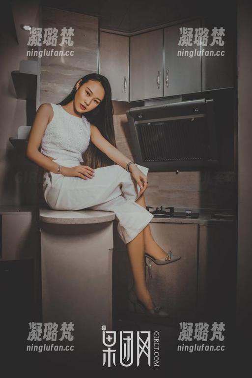 GIRLT果团网 - 私房情怀——松果儿在体操服中闪耀的不一样