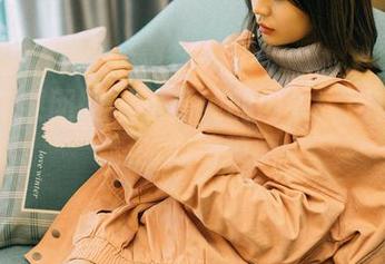 GIRLT果团网 – 王语纯的内衣：用套图串起的心动瞬间