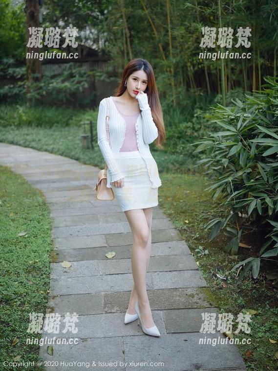 HuaYang花漾 - 宋kiki的红裙写真全集：这画面太美，想在那里迷失