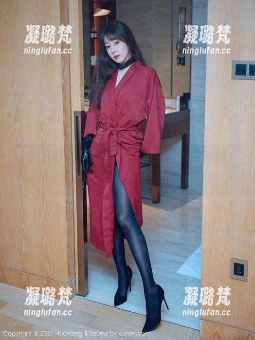 HuaYang花漾 - 全套写真中小海臀的女神瞬间，真的是让人心动不已啊！