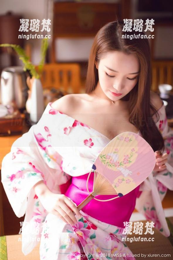 IMiss爱蜜社-李李七七喜喜 IMiss爱蜜社 - 快来围观!李李七七喜喜的美脚全套图片,绝对不容错过!