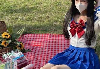 微密圈 – July芝岚的温暖毛衣，给你无法抗拒的福利作品！