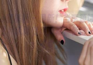 MiiTao蜜桃社 – 最新！当李颖诗穿上这套装，图片瞬间变得灵动，值得一再回味的感觉。