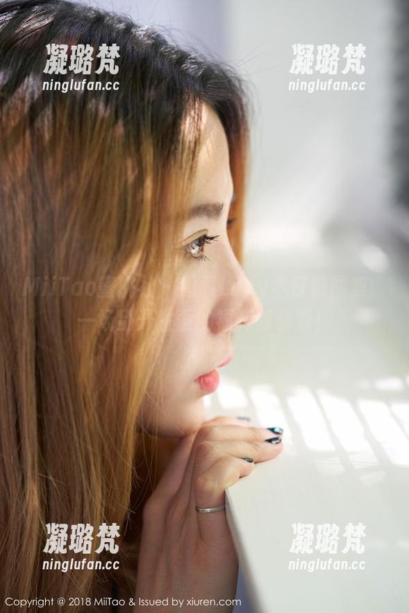 MiiTao蜜桃社 - 露西Lucy牛仔裤图集：一场别开生面的福利时装秀！
