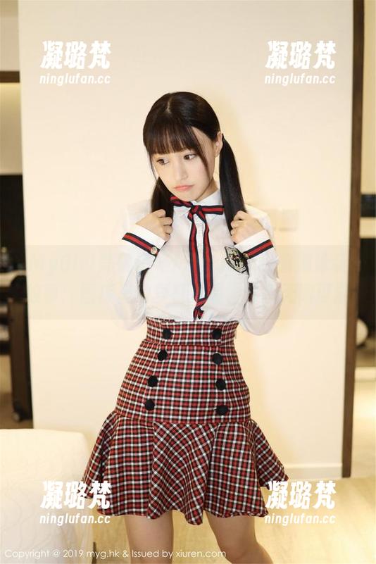 MyGirl美媛馆 - Manuela玛鲁娜泳装故事：图库里的夏日风情，分享无限可能