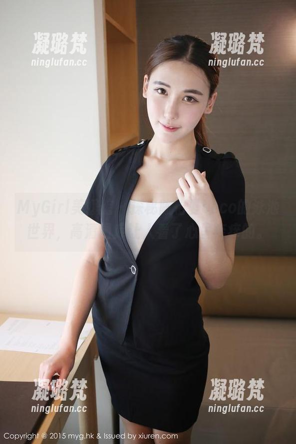 MyGirl美媛馆 - 探秘陈怡曼coco的泳池世界，高清图库让人看了心里痒痒的。