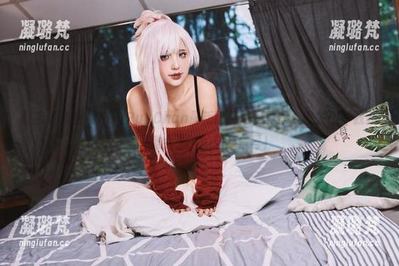 让我们来看看PuyPuyChan最新比基尼写真集，散发出‘我就是海滩女王’的强烈信号！