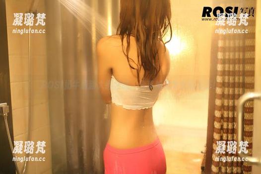 ROSI奶牛最新大胆尝试，分享如果牛也能穿搭！