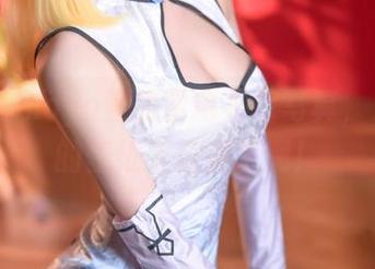 看完Tomoyo酱的雷电将军写真，发现我的壁纸太普通了啊！