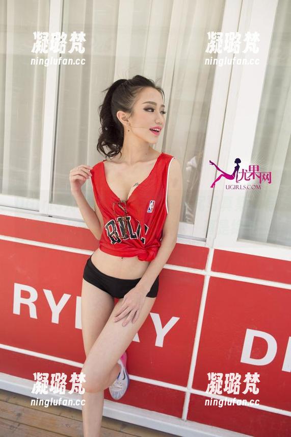 UGirls尤果网 - 王语纯双马尾写真集，有一种让人想起下午茶的感觉，真是绝妙！