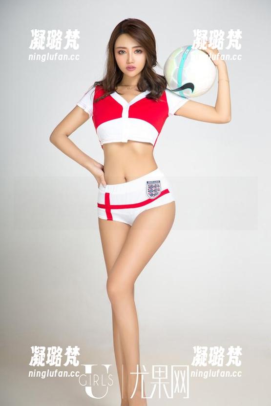 UGirls尤果网-谭晓彤 UGirls尤果网 - 看谭晓彤的校园写真,突然觉得自己文艺气息欠缺,咋办?