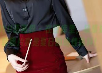 XIAOYU语画界 – 在图库里，杨紫嫣的泳装照片真是夏日的绝佳调料！