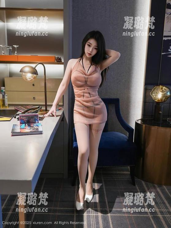 Xiuren秀人网 - 奈汐酱nice学妹写真集最新更新，哎呀！这个角度真的不错捏。
