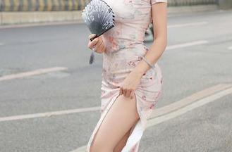 Xiuren秀人网 – 清水美嘉倾情演绎黑丝魅力，最新图包来袭，赶紧来围观吧！