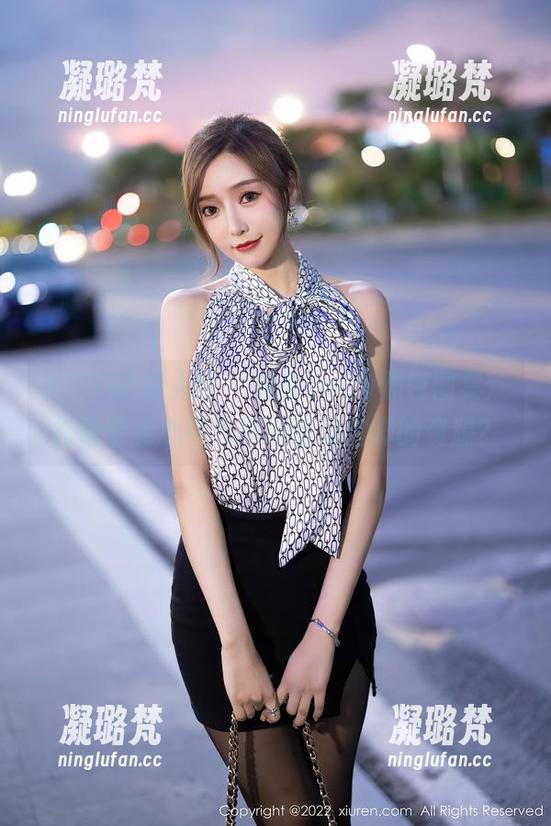 Xiuren秀人网-颖仪baby Xiuren秀人网 - 颖仪baby黑色图集:你确定能心平气和地面对这样的资源?
