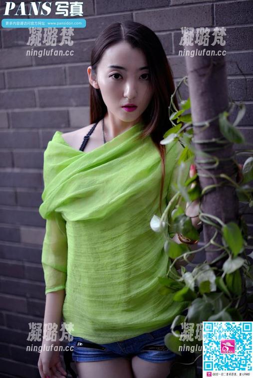 pans - 会穿职业装的妮妮，作品中的每一套都在挑战我的三观！