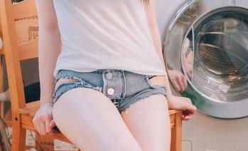 shimo霜月的ThirdAugust高清定制版，这种分享真让人控制不住！