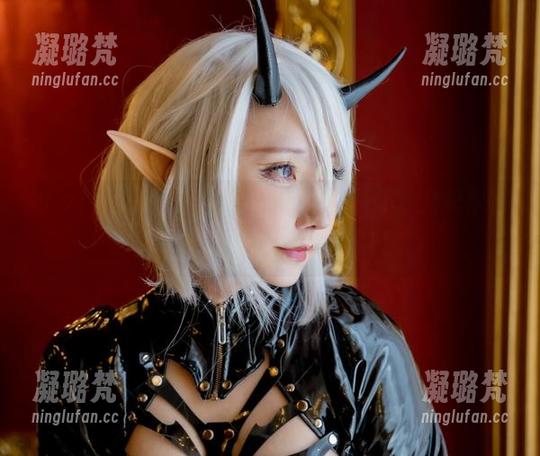 サク(saku)双人写真福利，想象一下，搭配你的幻想，哇，真是太赞了！