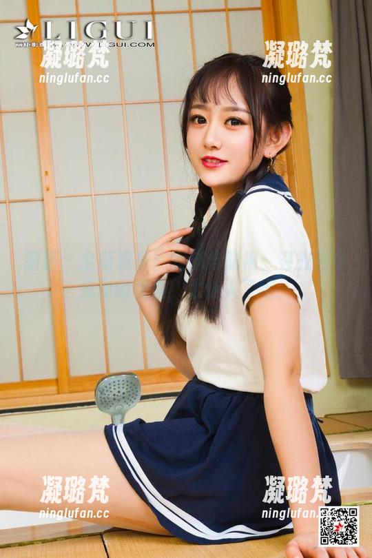 丽柜 - 全新资源！安娜与旗袍：在光影中流动的优雅，太迷人了吧！