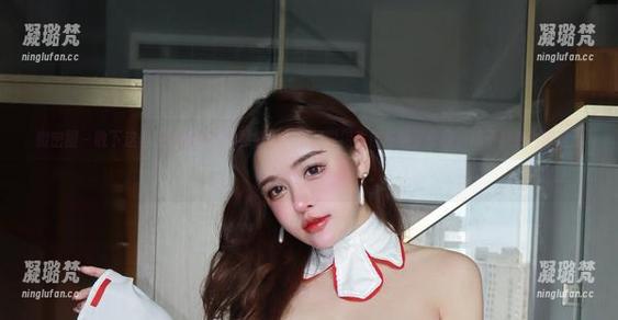 微密圈 - 收下这份于芷晴的吊带袜资源，瞬间觉得生活充满了惊喜，袜子竟然也能这么精彩？