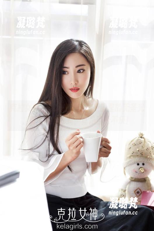 克拉女神-熙妍 克拉女神 - 熙妍高跟鞋,原图里的无圣光,那种真实的美,真是百看不厌!