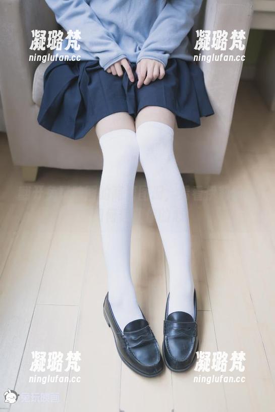 翻开兔玩映画的高清图册，看看伊莉雅猫娘如何俘获你的心！