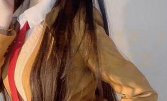 微密圈 – 令人心动的双人写真：十万口草莓粥粥和她的全套狂想