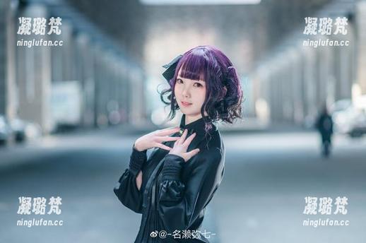 名濑弥七的办公室：作品下载，随便瞟一眼，竟然上头！