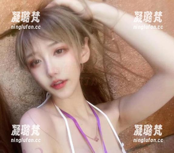 啾小妍Deer 看!啾小妍Deer的无圣光写真,油亮到我差点以为开了灯!