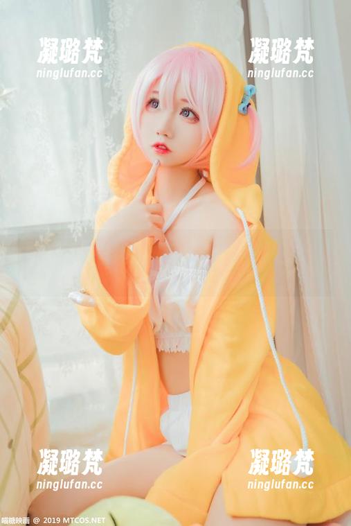 喵糖映画的萝莉少女写真，谁说只有成人才会玩？她们可是小小大能手！