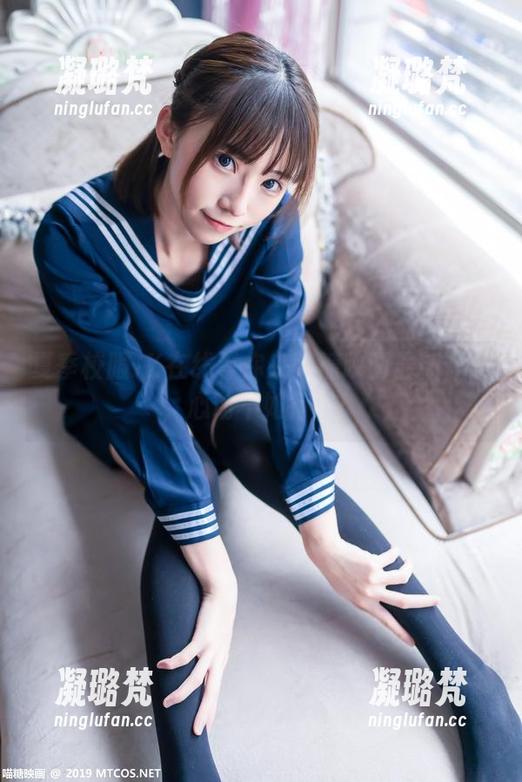夏季校服JK在线等你来喵糖映画最新作品，心动不如行动！