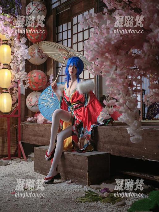 居然有网盘里存着大梨子不是御姐的户外写真，这是什么操作？