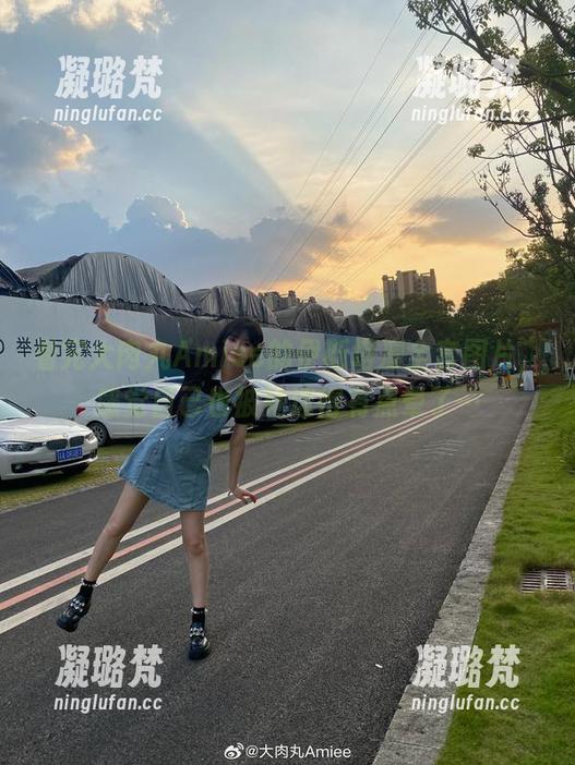 看完大肉丸Amiee的伊斯塔凛全套图片，感觉自己也被她迷得有点晕了…