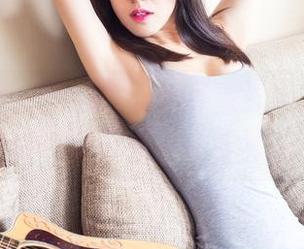 头条女神 – 看周熙妍如何把普通旗袍穿出花样，高清写真等你来追！