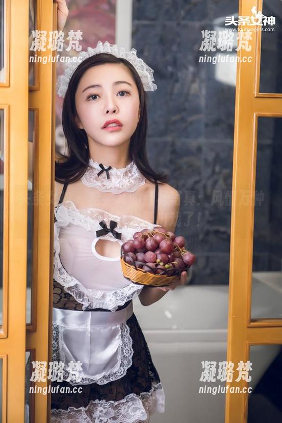 头条女神-松果儿 头条女神 - 松果儿的红裙写真:风情万种,照片都快要出戏了!