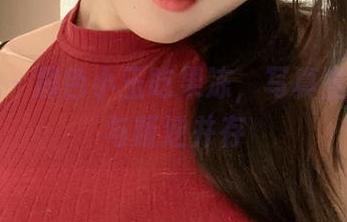 微密圈 – 黑色小玉吃果冻，写真里的优雅与叛逆并存