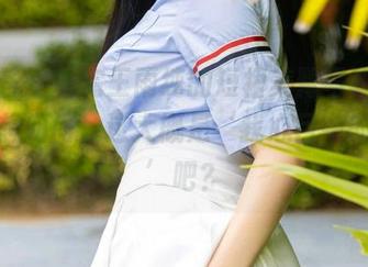 尤蜜荟 – 看完王雨纯的短裙美臀写真，我特么想问问，这大概是‘我心目中的完美’吧？