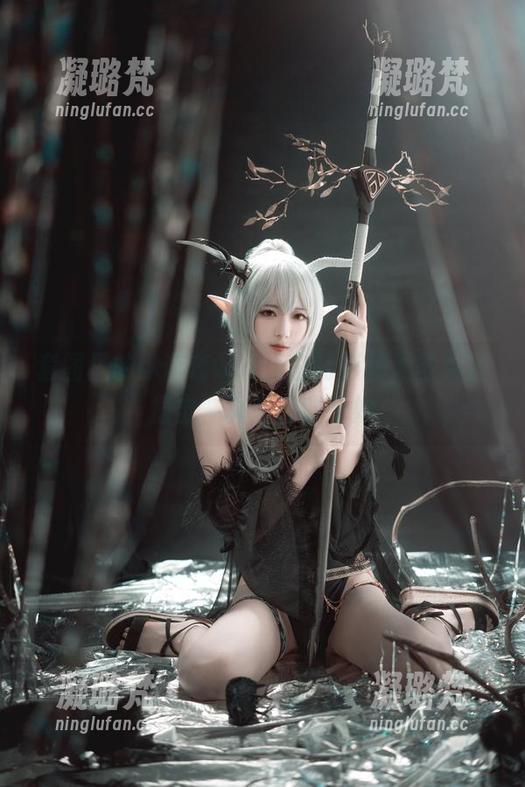 弥音音ww 套图里的弥音音ww,白衬衫和无圣光的撞击,真是有些奇妙
