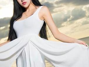 推女神 – 谭晓彤的高跟鞋图集：一种你想不到的步伐灵动！