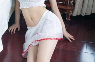 推女郎 – 职业装私拍里的幽默秘籍：林萌萌教你如何轻松面对职场！