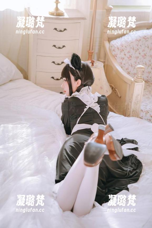 日奈娇女孩最新照片，让我忍不住多看几遍！