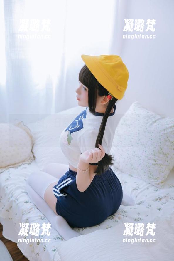 日奈娇 只需一眼,日奈娇学姐的美图就能打动你的心!