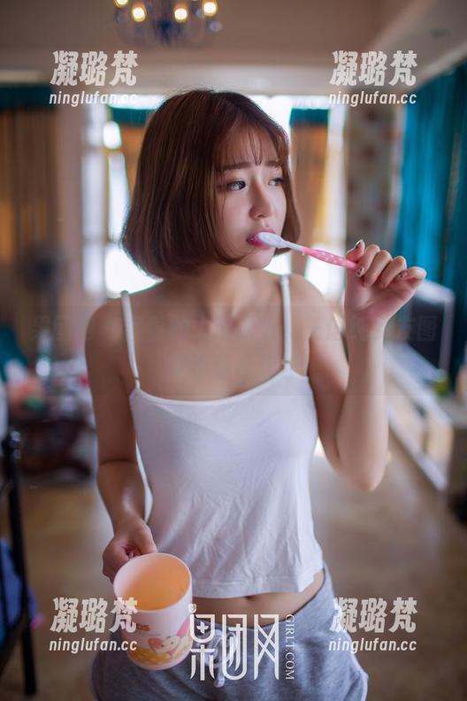 果团网-王语纯 果团网 - 害羞的人请误入,王语纯女友图集不适合你!
