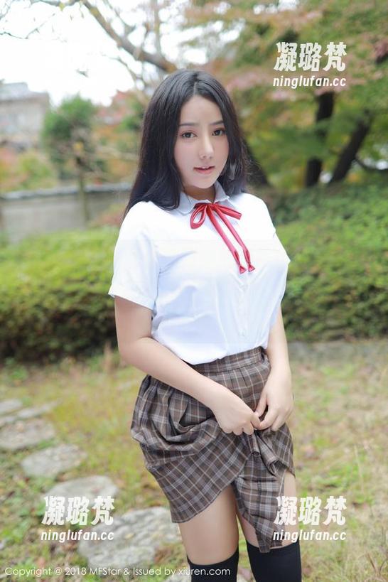 模范学院 - 私拍翻新中的奈美nana：娇躯若隐若现，随便一角度都能让我想象归宿！
