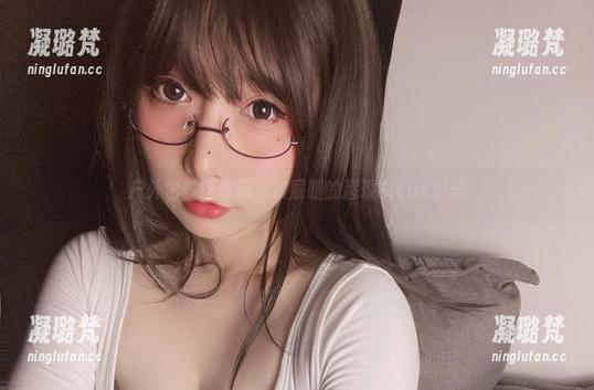 户外也能这么玩，次屁啦的超现实cos图册