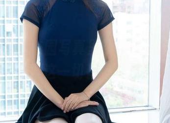 物恋传媒 – 校园写真里的佳琪，简直让人觉得这一切都是梦境！