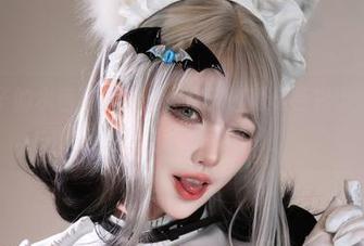 狐洛洛子的水色猫猫头全套写真，真是色彩斑斓，颜色好像比我的心情丰富！