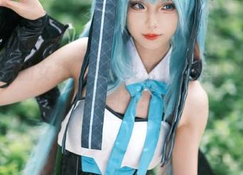 狐玖玖的女孩：这绝对是你从未见过的免费图集！