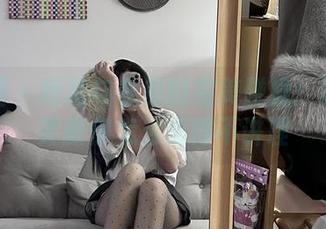 微密圈 – 短裙与私房的完美碰撞：玫桃泡芙教你怎么美得不讲理