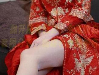 微密圈 – 抛开所有压力，来瞅瞅白龙猫女的复古套图分享，咖啡色丝的神奇力量！